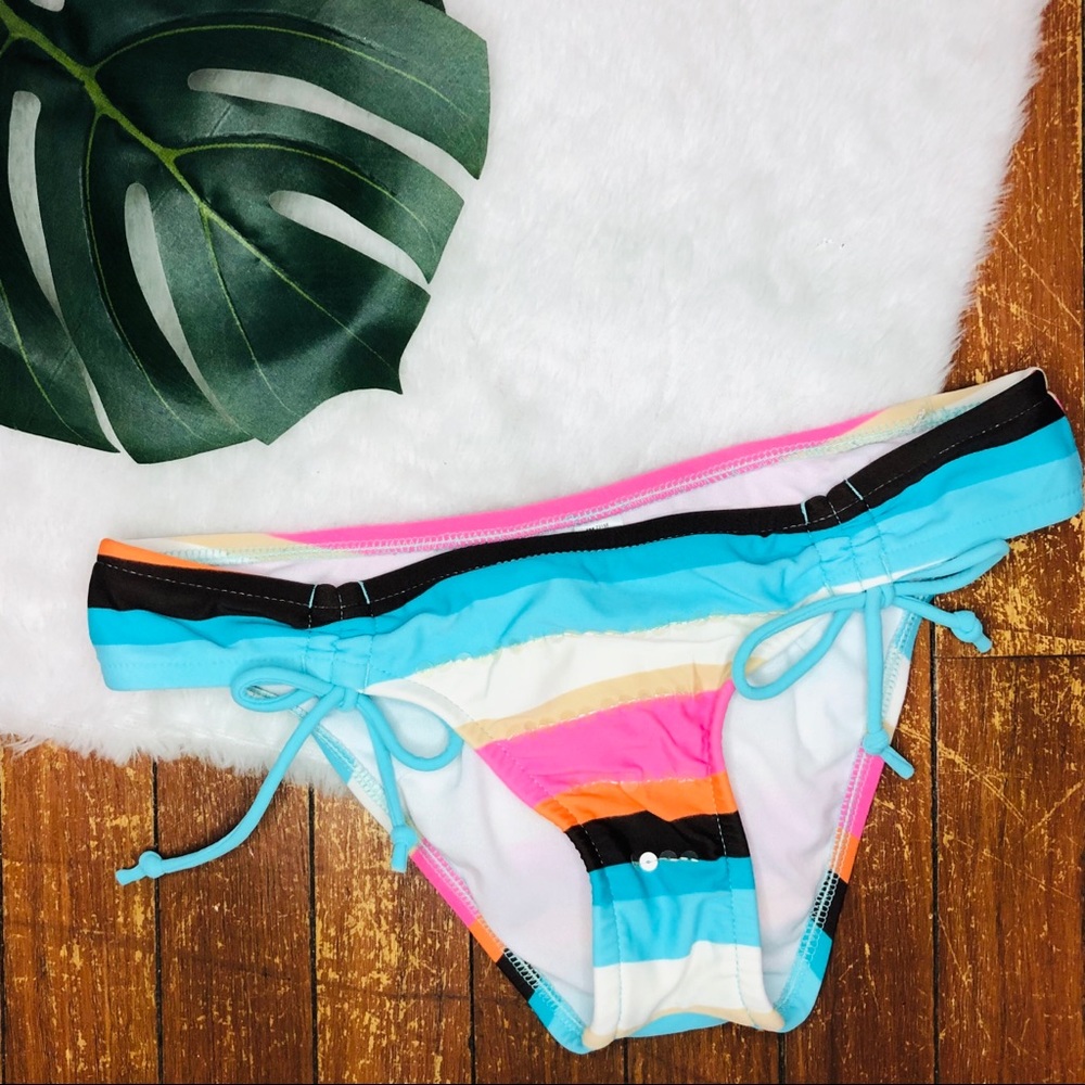Bikini bottoms